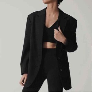 Everlane The 80’s Blazer in Black